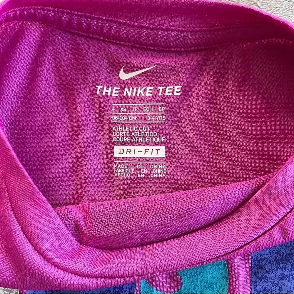 Girls Nike The Nike Tee Dri Fit Short Sleeve Purple ' Just Do It ' Shirt XS 4